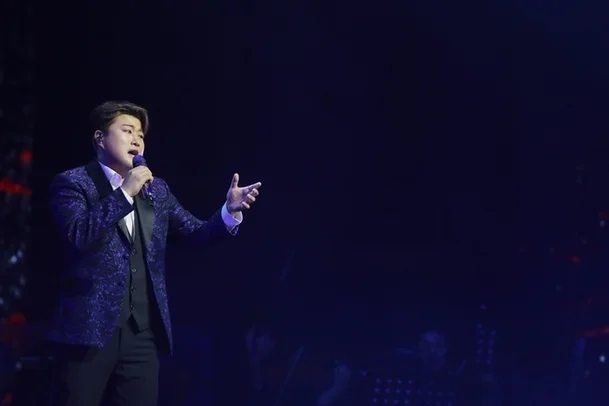 김호중 아리스 살았소